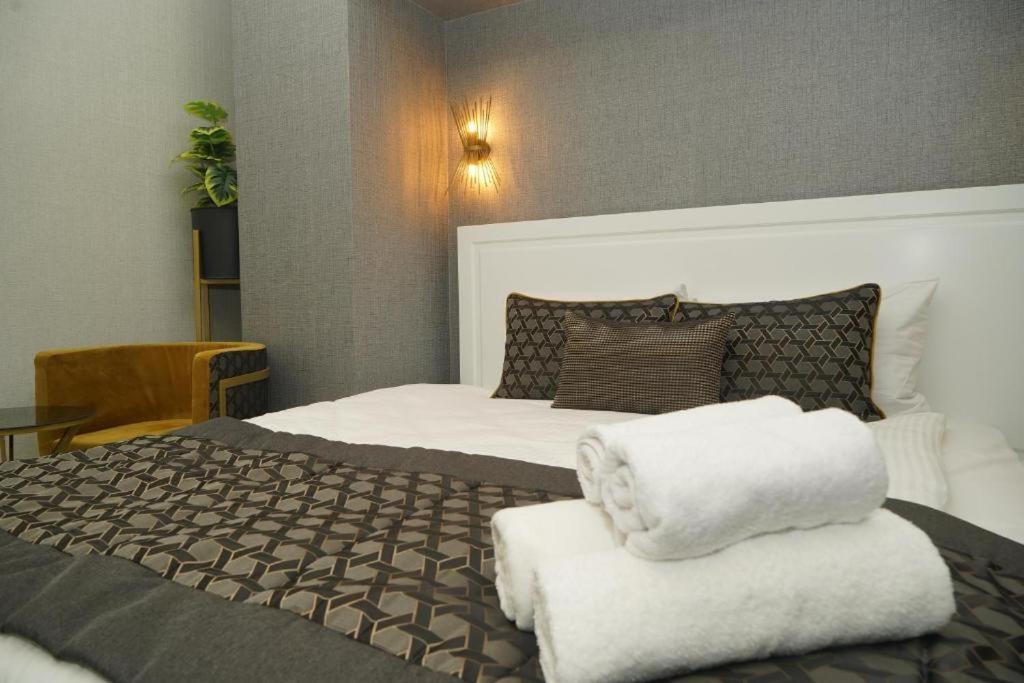 Park Milano Hotel Ізмір Екстер'єр фото