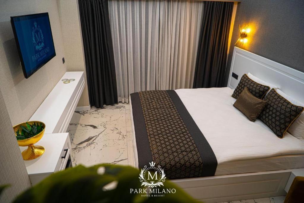Park Milano Hotel Ізмір Екстер'єр фото